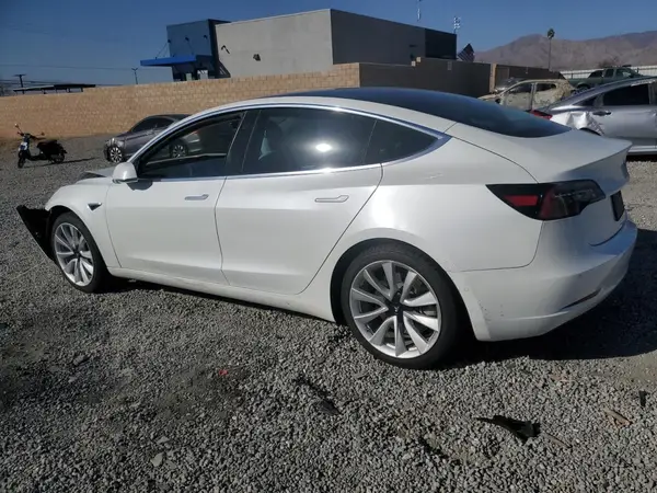 5YJ3E1EA3LF744090 2020 TESLA MODEL 3 - Image 2