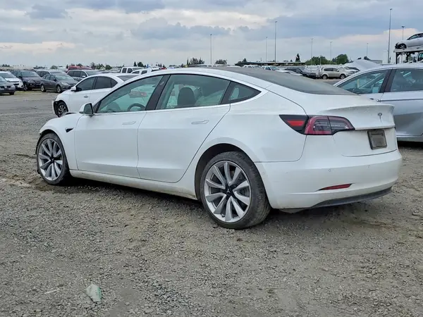 5YJ3E1EA3LF745952 2020 TESLA MODEL 3 - Image 2