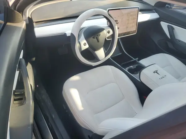 5YJ3E1EA3LF783911 2020 TESLA MODEL 3 - Image 8
