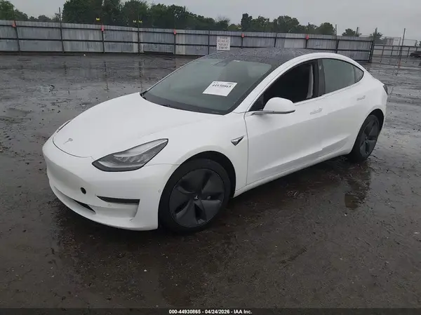 5YJ3E1EA3LF792575 2020 TESLA MODEL 3 - Image 2