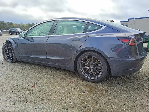 5YJ3E1EA3LF793144 2020 TESLA MODEL 3 - Image 2