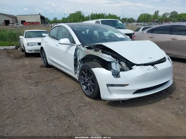 5YJ3E1EA3LF794276 2020 TESLA MODEL 3 - Image 1