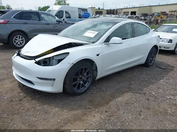 5YJ3E1EA3LF794276 2020 TESLA MODEL 3 - Image 2