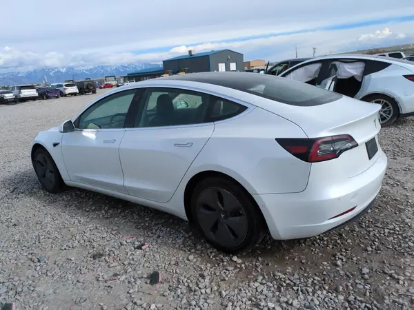 5YJ3E1EA3LF800710 2020 TESLA MODEL 3 - Image 2