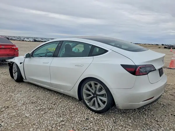 5YJ3E1EA3LF802456 2020 TESLA MODEL 3 - Image 2