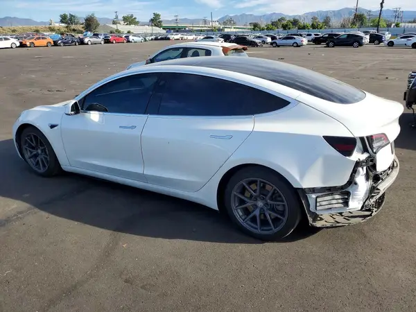 5YJ3E1EA3LF804420 2020 TESLA MODEL 3 - Image 2