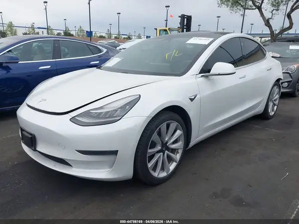 5YJ3E1EA3LF806507 2020 TESLA MODEL 3 - Image 2