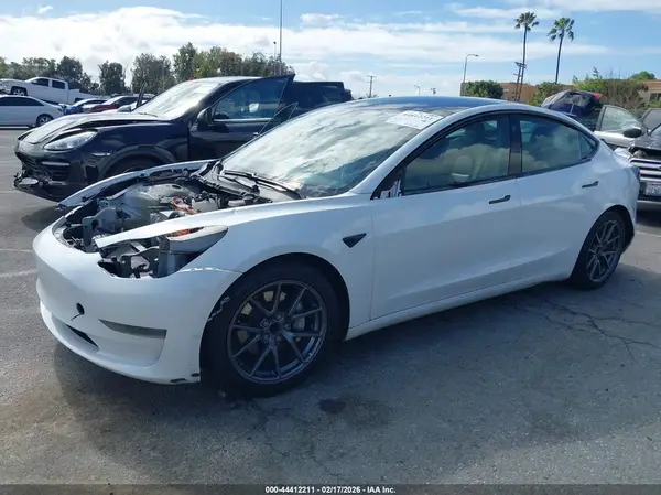 5YJ3E1EA3MF009479 2021 TESLA MODEL 3 - Image 2