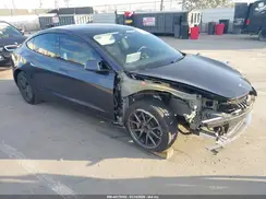 5YJ3E1EA3MF026704 2021 TESLA MODEL 3