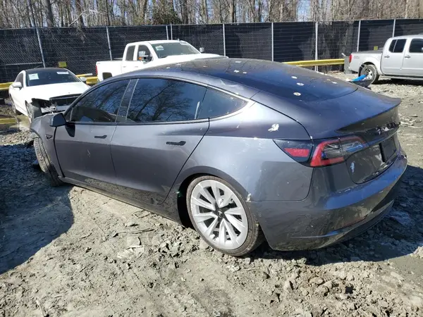 5YJ3E1EA3MF032390 2021 TESLA MODEL 3 - Image 2