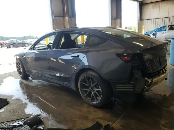 5YJ3E1EA3MF042630 2021 TESLA MODEL 3 - Image 2