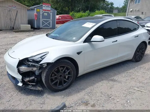 5YJ3E1EA3MF045351 2021 TESLA MODEL 3 - Image 2