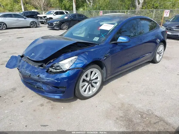 5YJ3E1EA3MF047164 2021 TESLA MODEL 3 - Image 2