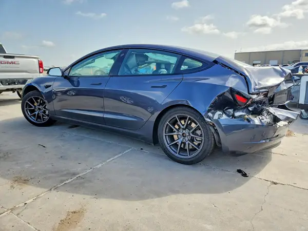 5YJ3E1EA3MF052770 2021 TESLA MODEL 3 - Image 2