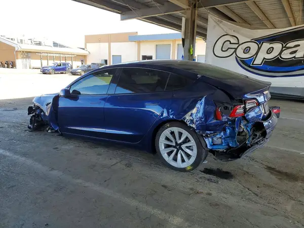 5YJ3E1EA3MF057404 2021 TESLA MODEL 3 - Image 2