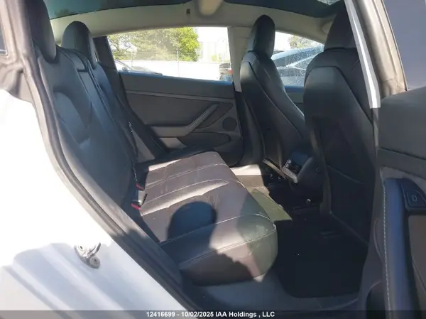 5YJ3E1EA3MF058780 2021 TESLA MODEL 3 - Image 8