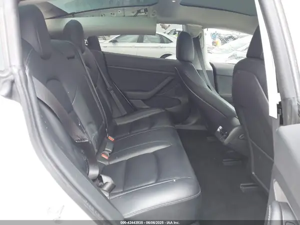 5YJ3E1EA3MF072520 2021 TESLA MODEL 3 - Image 8