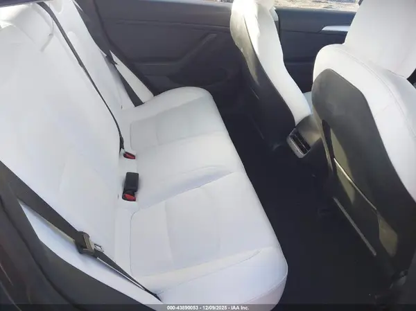 5YJ3E1EA3MF085932 2021 TESLA MODEL 3 - Image 8