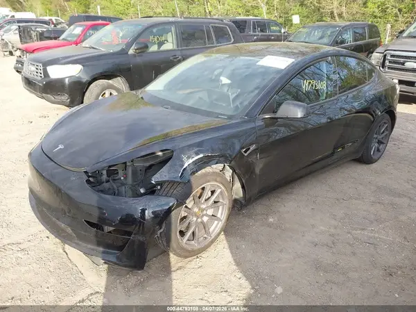 5YJ3E1EA3MF085977 2021 TESLA MODEL 3 - Image 2