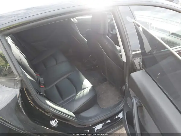 5YJ3E1EA3MF085977 2021 TESLA MODEL 3 - Image 8