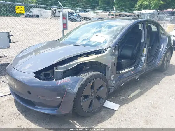 5YJ3E1EA3MF086885 2021 TESLA MODEL 3 - Image 2