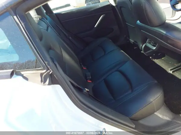 5YJ3E1EA3MF088667 2021 TESLA MODEL 3 - Image 8