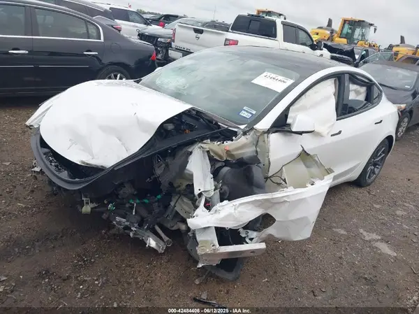 5YJ3E1EA3MF090368 2021 TESLA MODEL 3 - Image 2
