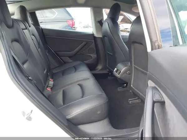 5YJ3E1EA3MF091133 2021 TESLA MODEL 3 - Image 8