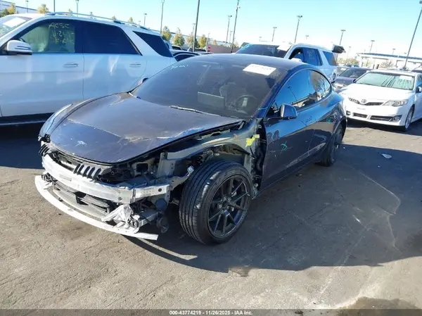 5YJ3E1EA3MF097773 2021 TESLA MODEL 3 - Image 2