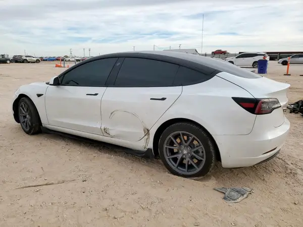 5YJ3E1EA3MF100736 2021 TESLA MODEL 3 - Image 2