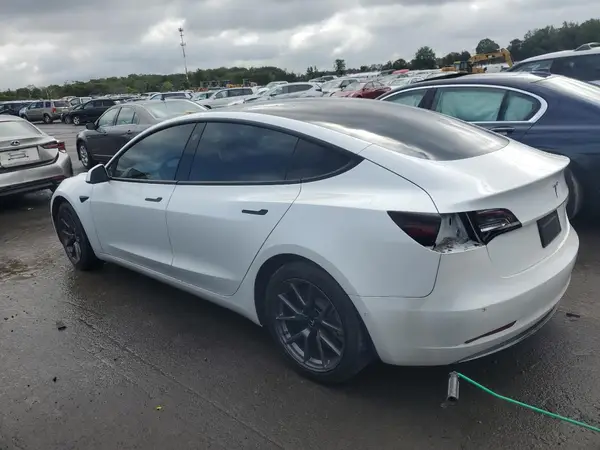 5YJ3E1EA3MF853683 2021 TESLA MODEL 3 - Image 2