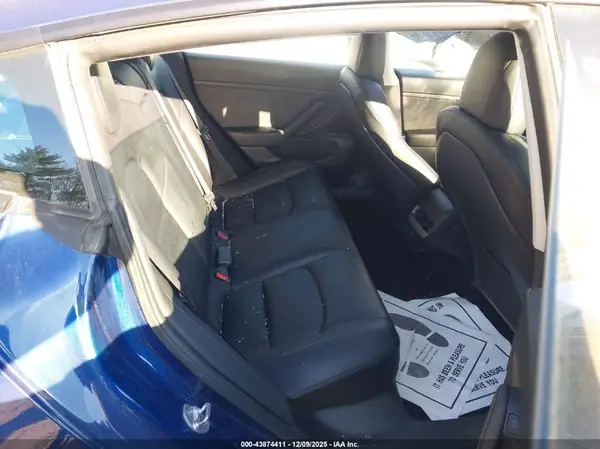 5YJ3E1EA3MF854641 2021 TESLA MODEL 3 - Image 8