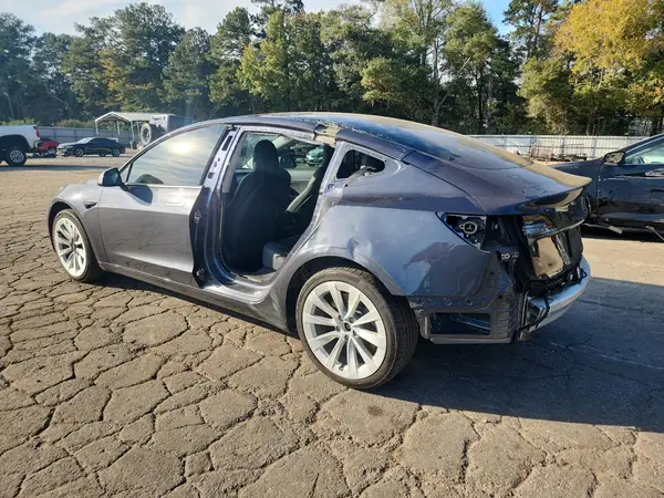 5YJ3E1EA3MF856633 2021 TESLA MODEL 3 - Image 2