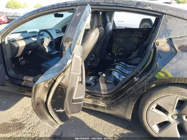 5YJ3E1EA3MF867857 2021 TESLA MODEL 3 - Image 8