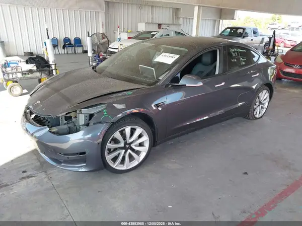 5YJ3E1EA3MF869933 2021 TESLA MODEL 3 - Image 2