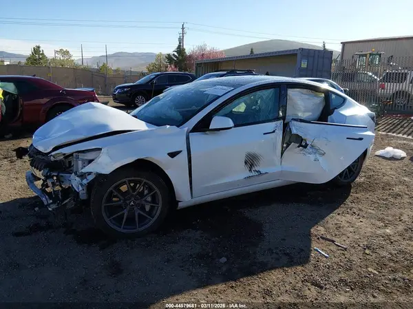 5YJ3E1EA3MF871553 2021 TESLA MODEL 3 - Image 2