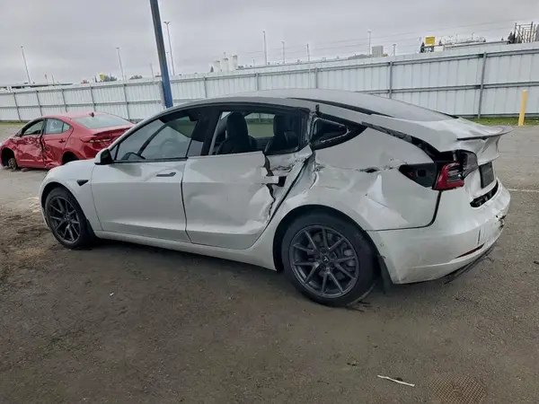 5YJ3E1EA3MF872220 2021 TESLA MODEL 3 - Image 2