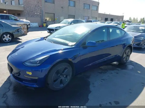 5YJ3E1EA3MF872427 2021 TESLA MODEL 3 - Image 2