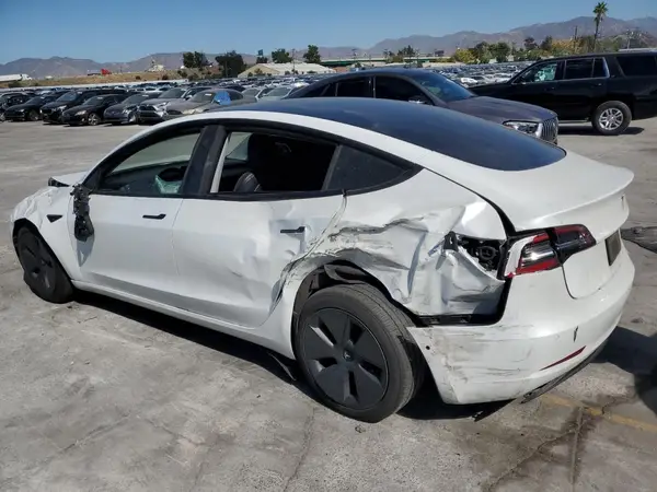 5YJ3E1EA3MF873576 2021 TESLA MODEL 3 - Image 2
