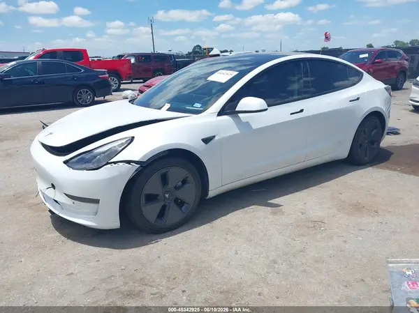 5YJ3E1EA3MF907760 2021 TESLA MODEL 3 - Image 2