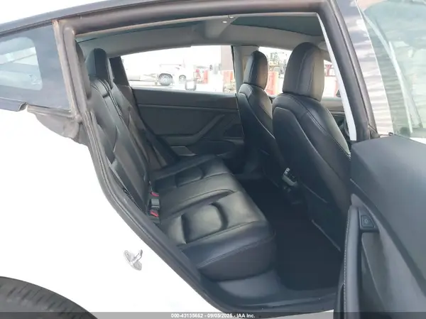 5YJ3E1EA3MF913476 2021 TESLA MODEL 3 - Image 8