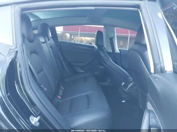 5YJ3E1EA3MF915101 2021 TESLA MODEL 3 - Image 8