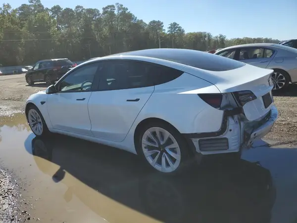 5YJ3E1EA3MF915700 2021 TESLA MODEL 3 - Image 2