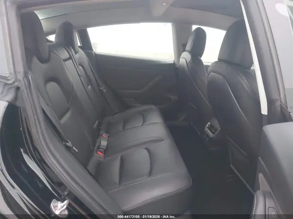 5YJ3E1EA3MF919603 2021 TESLA MODEL 3 - Image 8