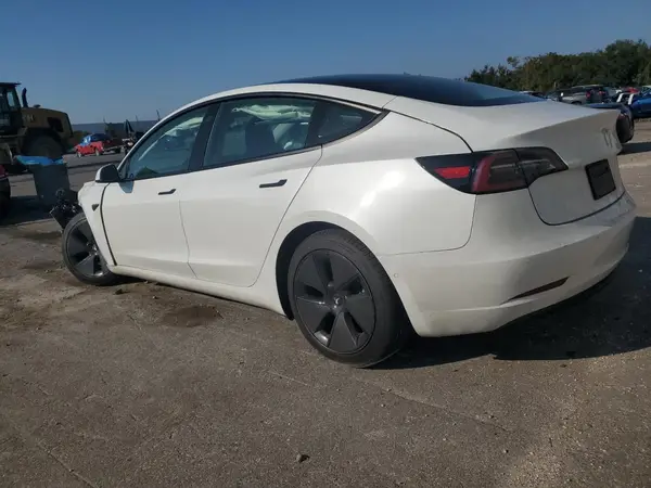 5YJ3E1EA3MF921397 2021 TESLA MODEL 3 - Image 2
