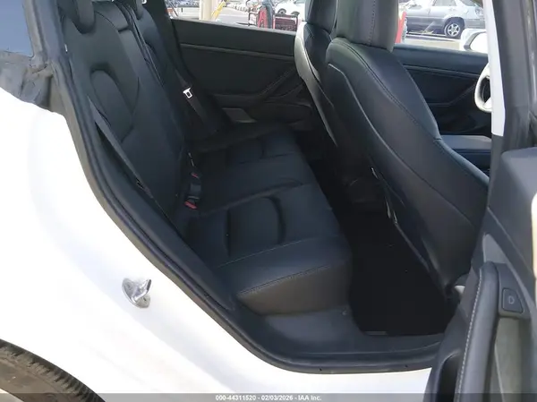 5YJ3E1EA3MF921996 2021 TESLA MODEL 3 - Image 8