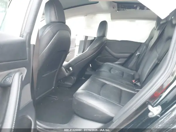 5YJ3E1EA3MF922064 2021 TESLA MODEL 3 - Image 8