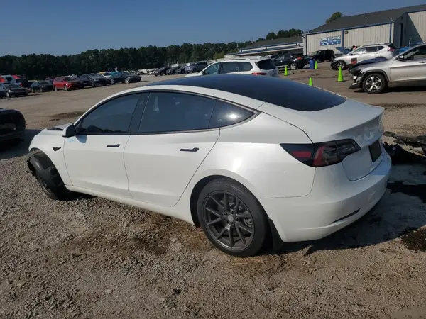 5YJ3E1EA3MF922808 2021 TESLA MODEL 3 - Image 2