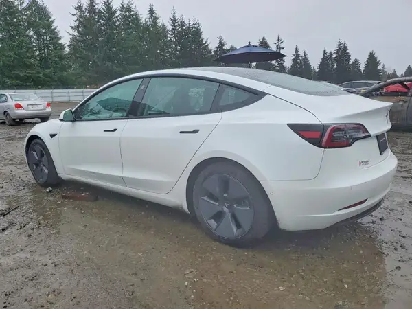 5YJ3E1EA3MF929936 2021 TESLA MODEL 3 - Image 2