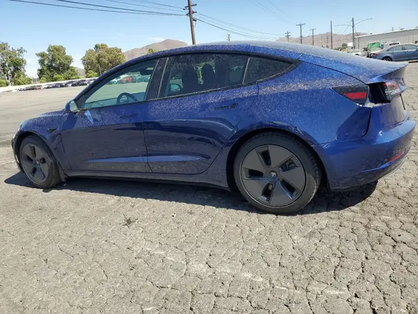 5YJ3E1EA3MF939446 2021 TESLA MODEL 3 - Image 2